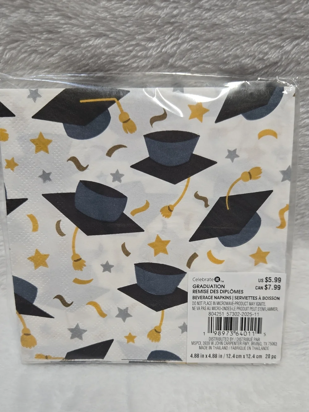 🌞NWT! Graduation Themed Party Napkins - White with Black and Gold Caps 20pack